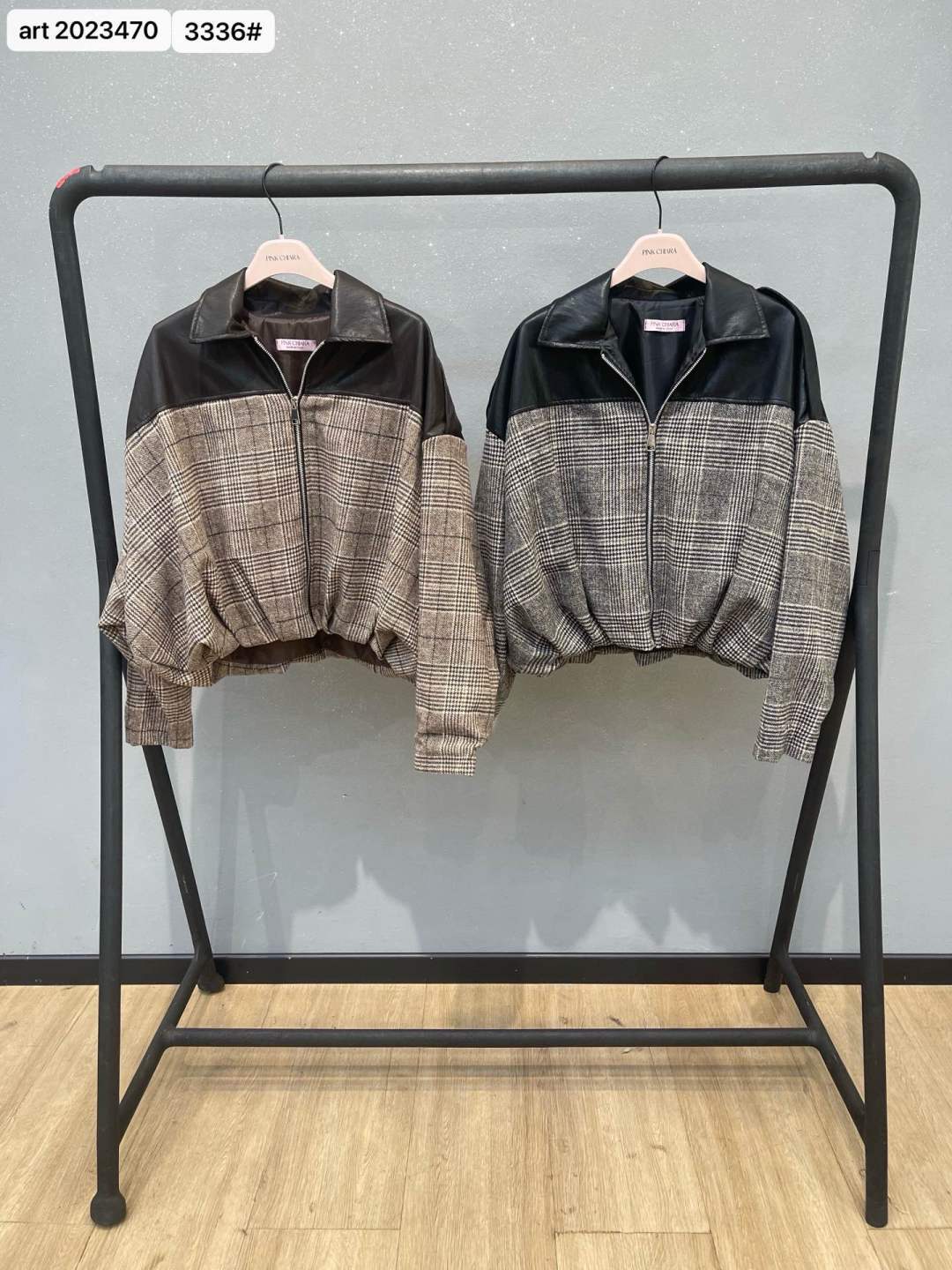 Oversize skrátená bunda s golierom