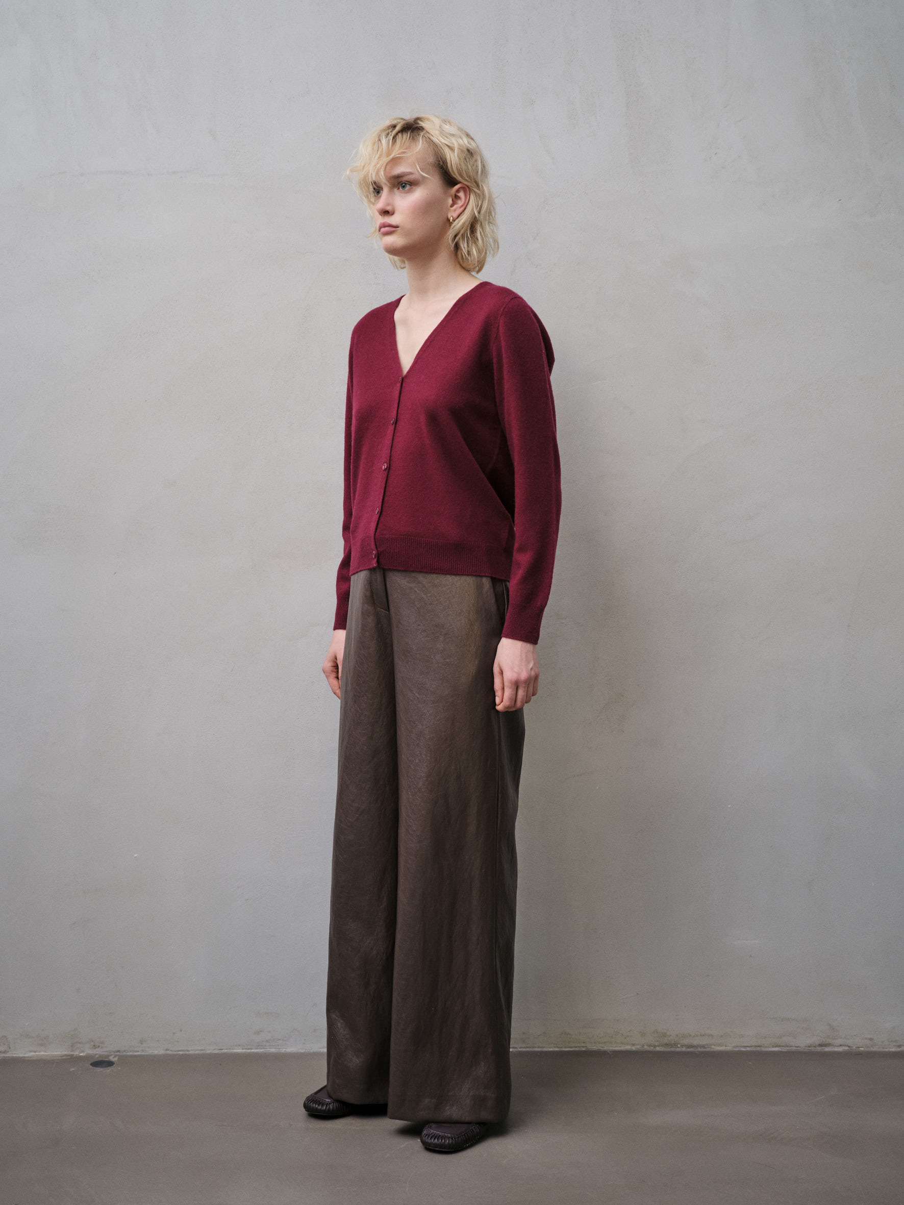 Cardigan s výstrihom do V