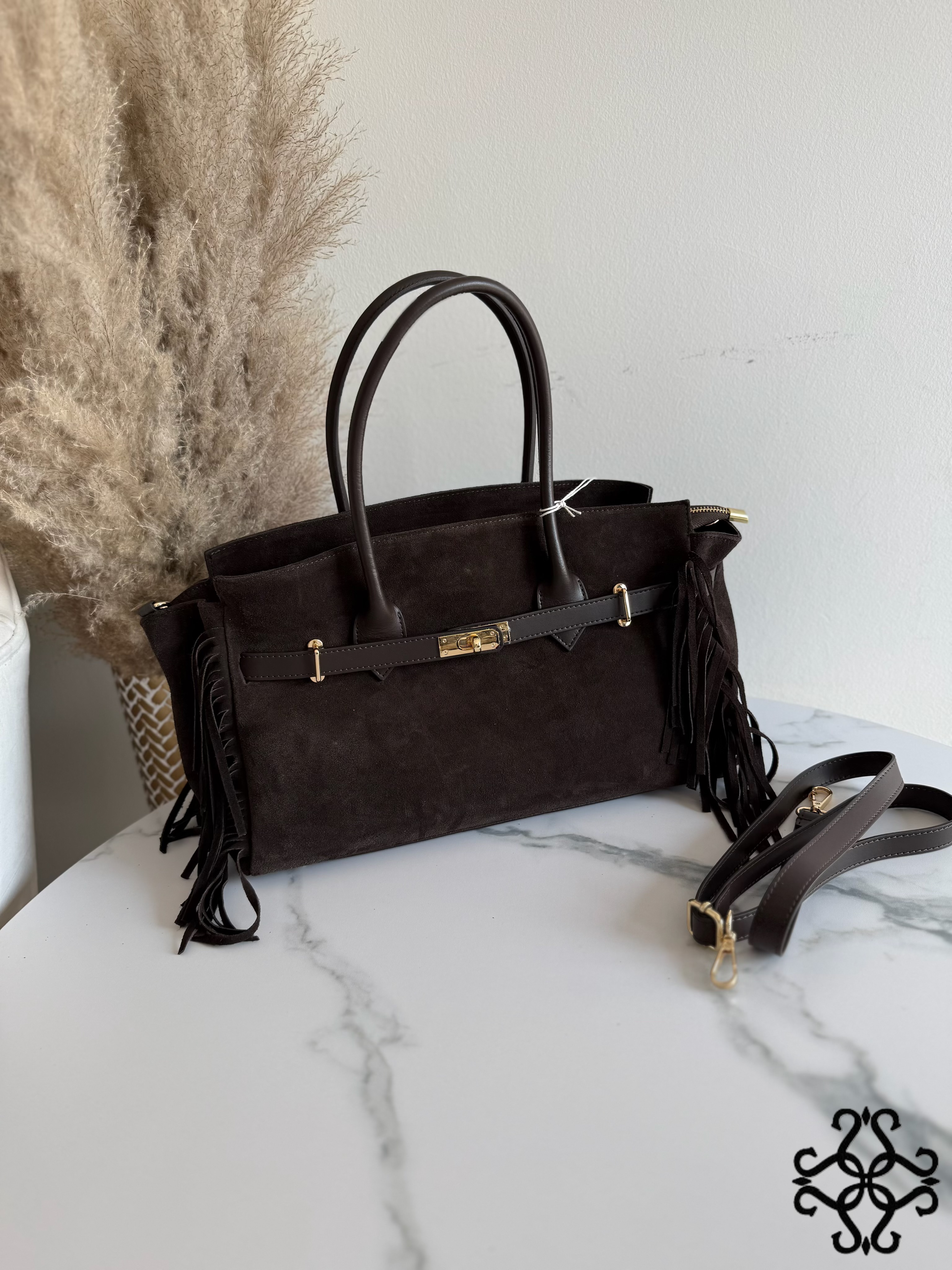 Semišová shopper taška s strapcami