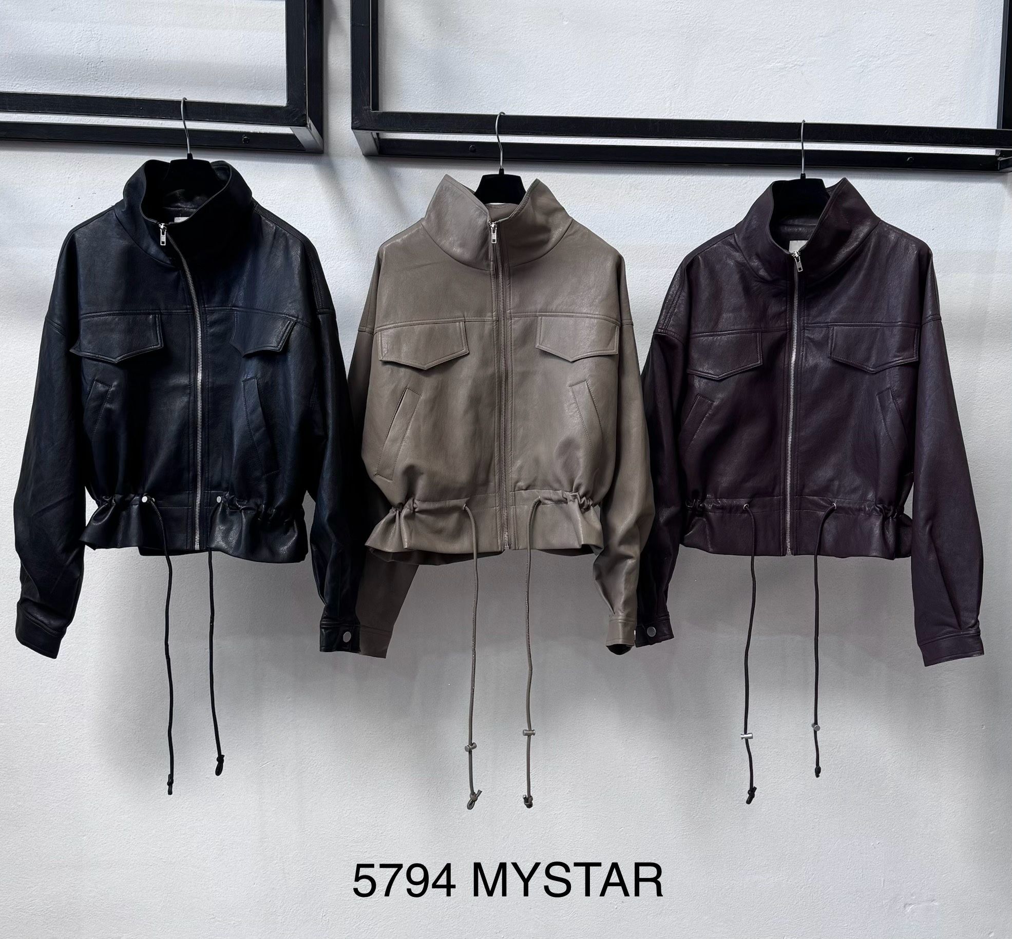 Bunda z eko kože s stojatým golierom