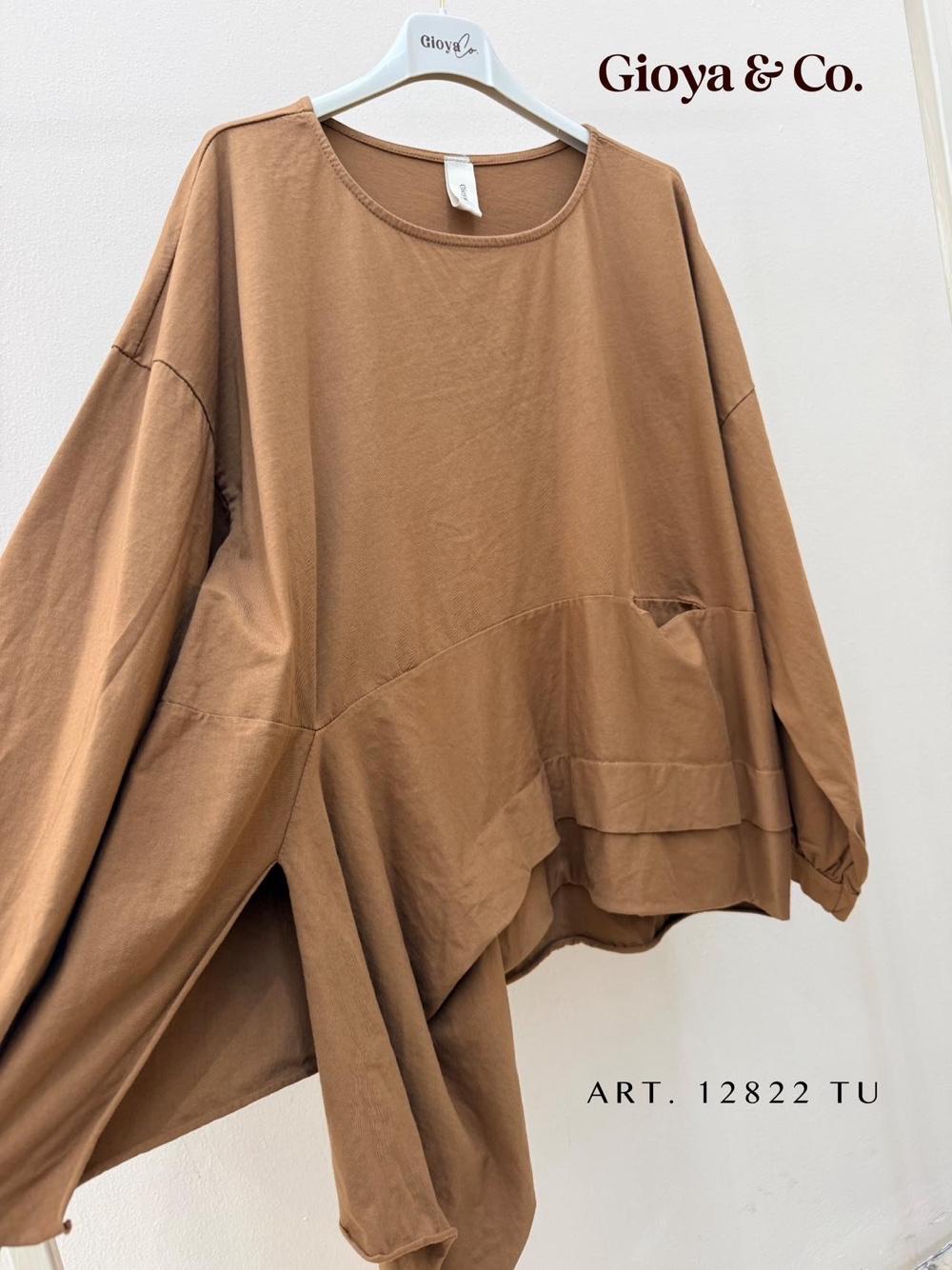 Asymetrická oversized blúzka